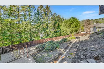 641 Lois Lane, El Sobrante, CA 94803 - Photo 9