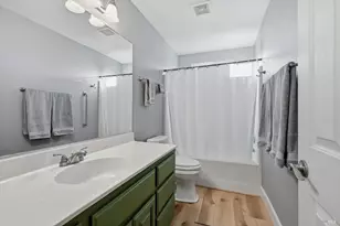 19093 Ravenhill Rd, Hidden Valley Lake, CA 95467 - Photo 23