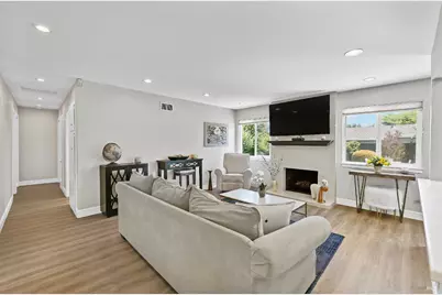 38 San Ramon Way, Novato, CA 94945 - Photo 5