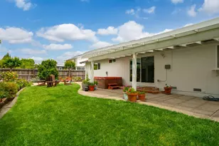 3 Miranda Ct, Novato, CA 94947 - Photo 11