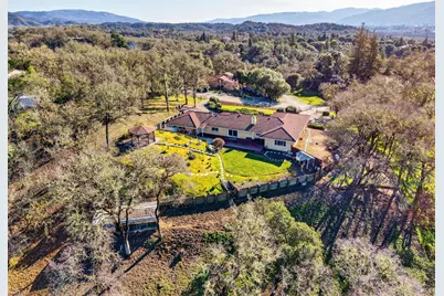 1790 Deerwood Drive, Ukiah, CA 95482 - Photo 9