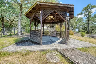 1790 Deerwood Dr, Ukiah, CA 95482 - Photo 29