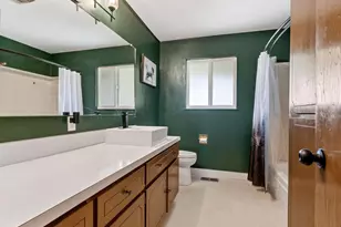 1790 Deerwood Dr, Ukiah, CA 95482 - Photo 13