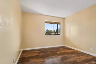 1370 Townview Ave, Santa Rosa, CA 95405 - Photo 7