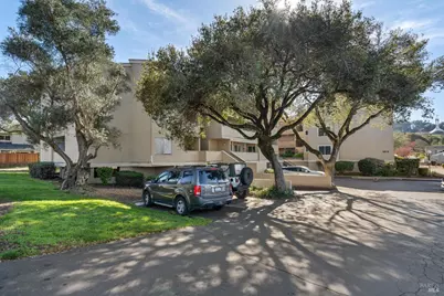 1370 Townview Avenue #305, Santa Rosa, CA 95405 - Photo 11