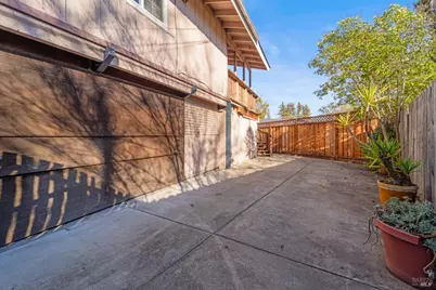 1051 Vassar Drive, Napa, CA 94558 - Photo 19