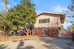 1051 Vassar Dr, Napa, CA 94558 - Photo 17