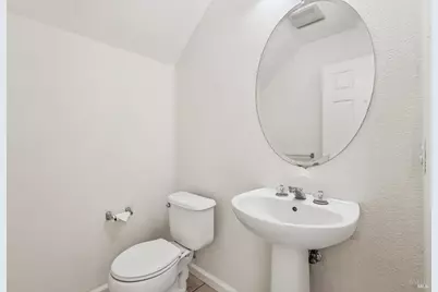 2623 Rosevine Lane, Santa Rosa, CA 95407 - Photo 15