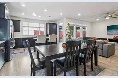 1606 Winterberry Lane, Rohnert Park, CA 94928 - Photo 9