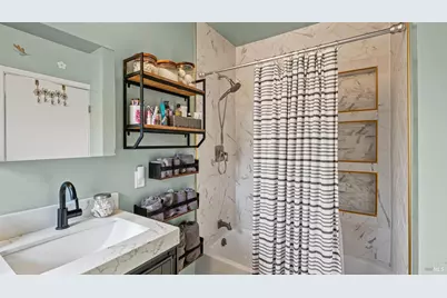 725 Valle Vista Avenue, Vallejo, CA 94590 - Photo 25