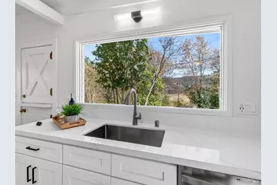 611 Lake Street, Cloverdale, CA 95425 - Photo 9