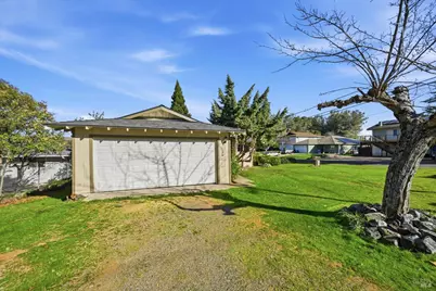 10496 Fairway Place, Kelseyville, CA 95451 - Photo 37