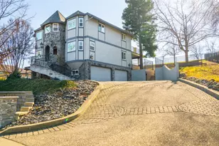 220 Hidden Valley Ln, Vacaville, CA 95688 - Photo 5