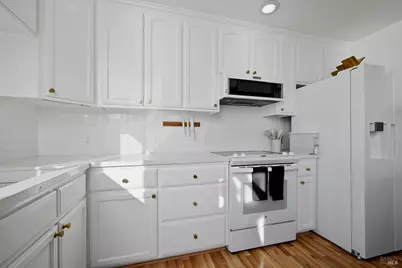 10727 E Highway 20, Clearlake Oaks, CA 95423 - Photo 11