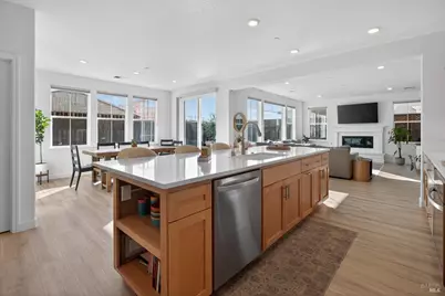 7448 Wendy Drive, Rohnert Park, CA 94928 - Photo 5