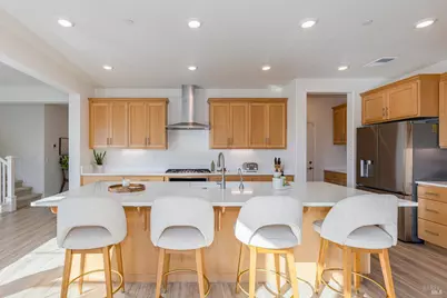 7448 Wendy Drive, Rohnert Park, CA 94928 - Photo 9