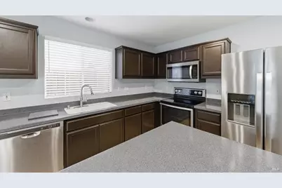 4595 Avondale Circle, Fairfield, CA 94533 - Photo 11