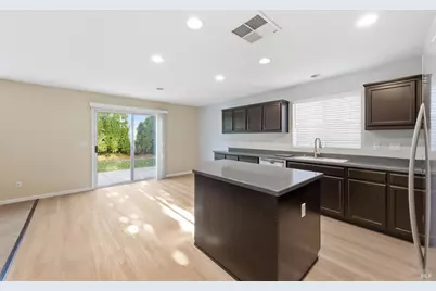 4595 Avondale Circle, Fairfield, CA 94533 - Photo 7