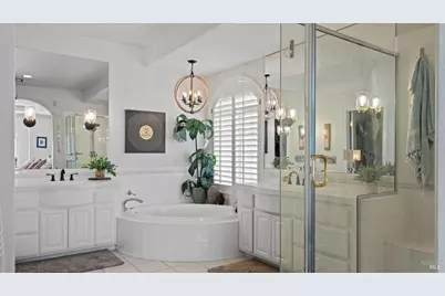 3227 Balmoral Court, Fairfield, CA 94534 - Photo 41