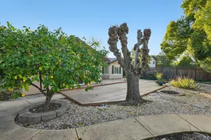 324 Woodside Cir, Vacaville, CA 95688 - Photo 29