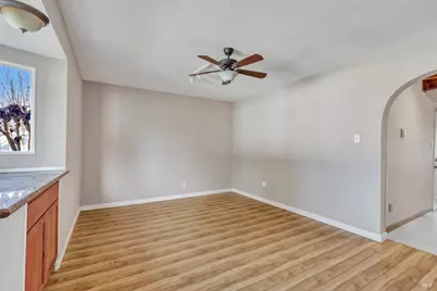 428 W F Street, Dixon, CA 95620 - Photo 13