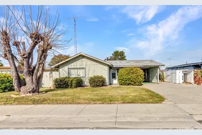 428 W F Street, Dixon, CA 95620 - Photo 3