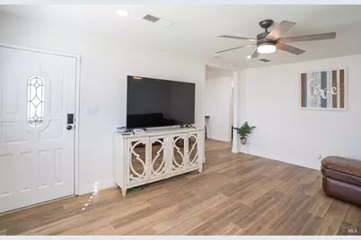 800 N Washington Street, Dixon, CA 95620 - Photo 5