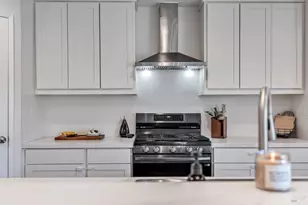 2594 Vine Hill Dr, Napa, CA 94558 - Photo 21