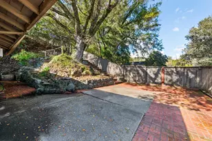 2 Baytree Ln, San Anselmo, CA 94960 - Photo 21