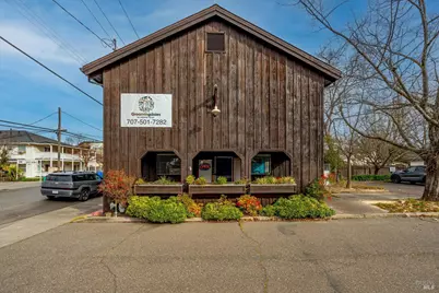 681 Broadway, Sonoma, CA 95476 - Photo 21