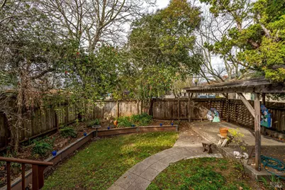 681 Broadway, Sonoma, CA 95476 - Photo 25