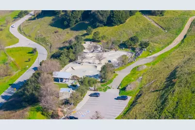 76 Dockside Circle, San Rafael, CA 94903 - Photo 29