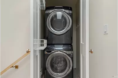 106 Baltimore Avenue, Corte Madera, CA 94925 - Photo 19