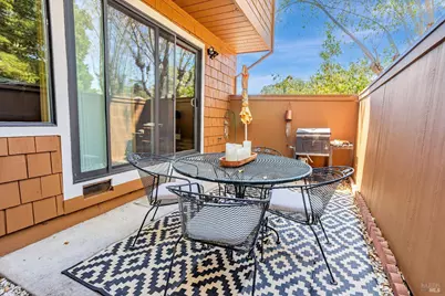 1 Oak Crest Court #D, Novato, CA 94947 - Photo 33
