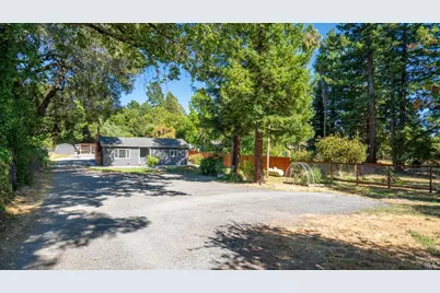 1550 Laguna Road, Santa Rosa, CA 95401 - Photo 3