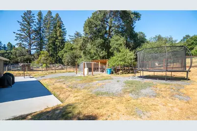 1550 Laguna Road, Santa Rosa, CA 95401 - Photo 11