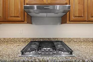 931 Zephyr Ln, Vacaville, CA 95687 - Photo 23