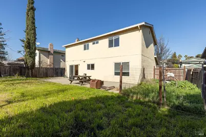 380 Claridge Court, Vacaville, CA 95687 - Photo 39