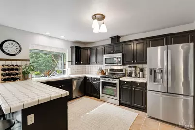 648 E J Street, Benicia, CA 94510 - Photo 19