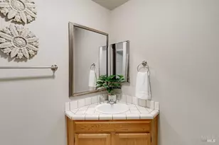 648 E J St, Benicia, CA 94510 - Photo 9