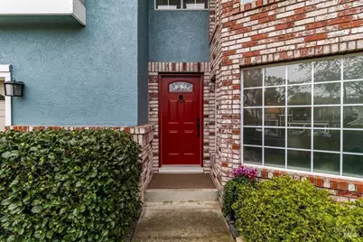 648 E J Street, Benicia, CA 94510 - Photo 3