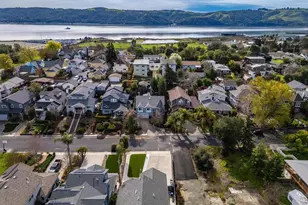 648 E J St, Benicia, CA 94510 - Photo 39