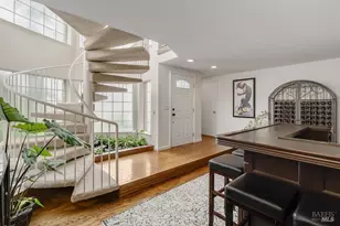 648 E J St, Benicia, CA 94510 - Photo 5