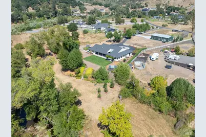 695 Quietwater Road, Santa Rosa, CA 95404 - Photo 3