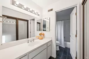 72 Flicker Dr, Novato, CA 94949 - Photo 35