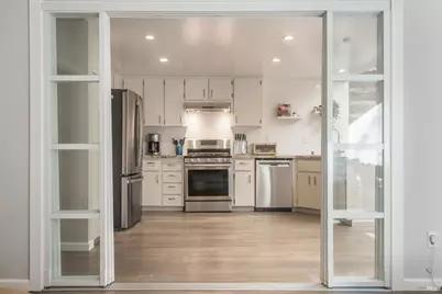 72 Flicker Drive, Novato, CA 94949 - Photo 17