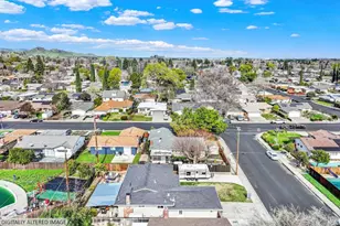 307 Trinity Dr, Vacaville, CA 95687 - Photo 37