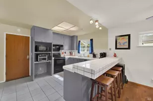 307 Trinity Dr, Vacaville, CA 95687 - Photo 11