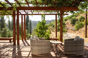 9451 Mill Creek Rd, Healdsburg, CA 95448 - Photo 9