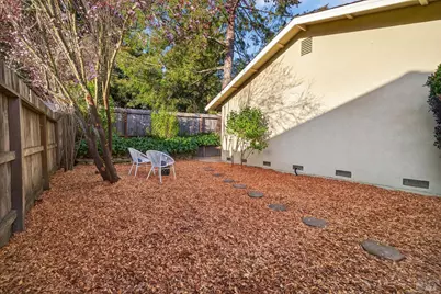 8256 Valley View Drive, Sebastopol, CA 95472 - Photo 37